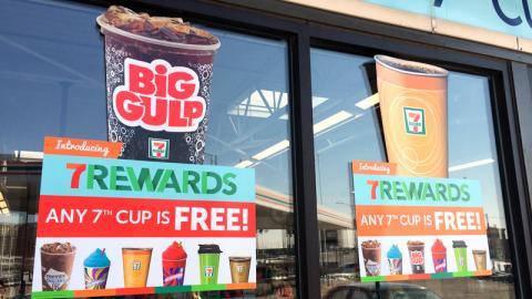 7-Eleven '7Rewards' Window Clings