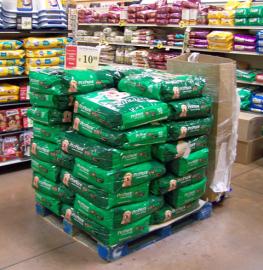 Pet Pride Dog Food Pallet Path to Purchase Institute