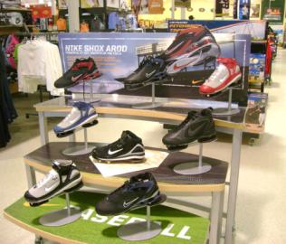 Nike shox hotsell outlet store