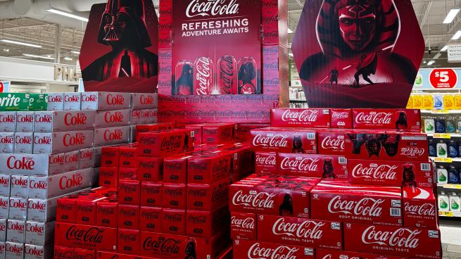 P-O-P Spotlight: Coca-Cola's 'Refresh Your Galaxy' Campaign | Path