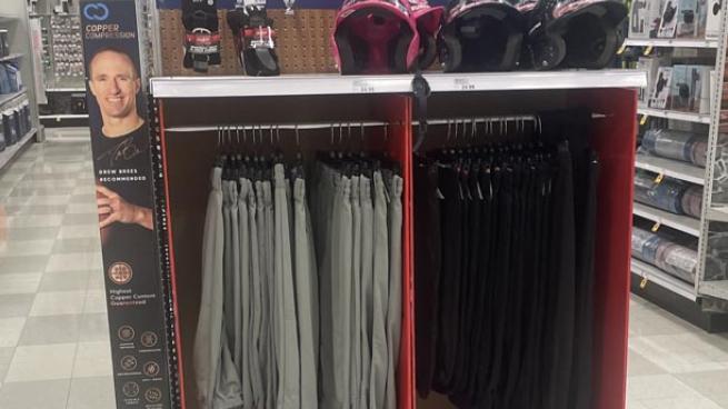 Rawlings 'The Mark Of A Pro' Endcap Display