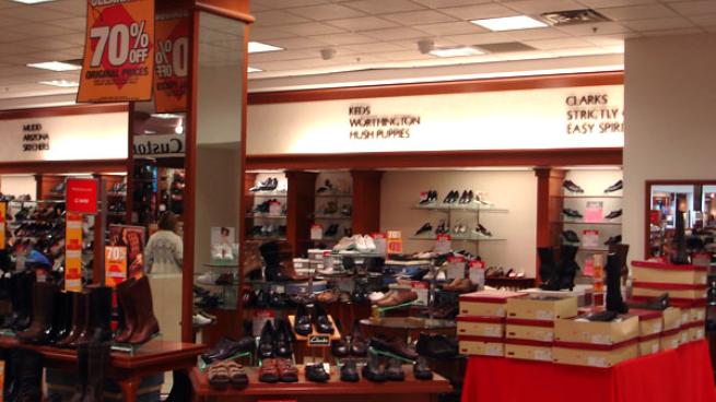 Jcpenney store shoe department